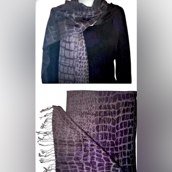 Fashion Scarf in a croc pattern in colors BLACK & GRAY - Picture 3 of 5